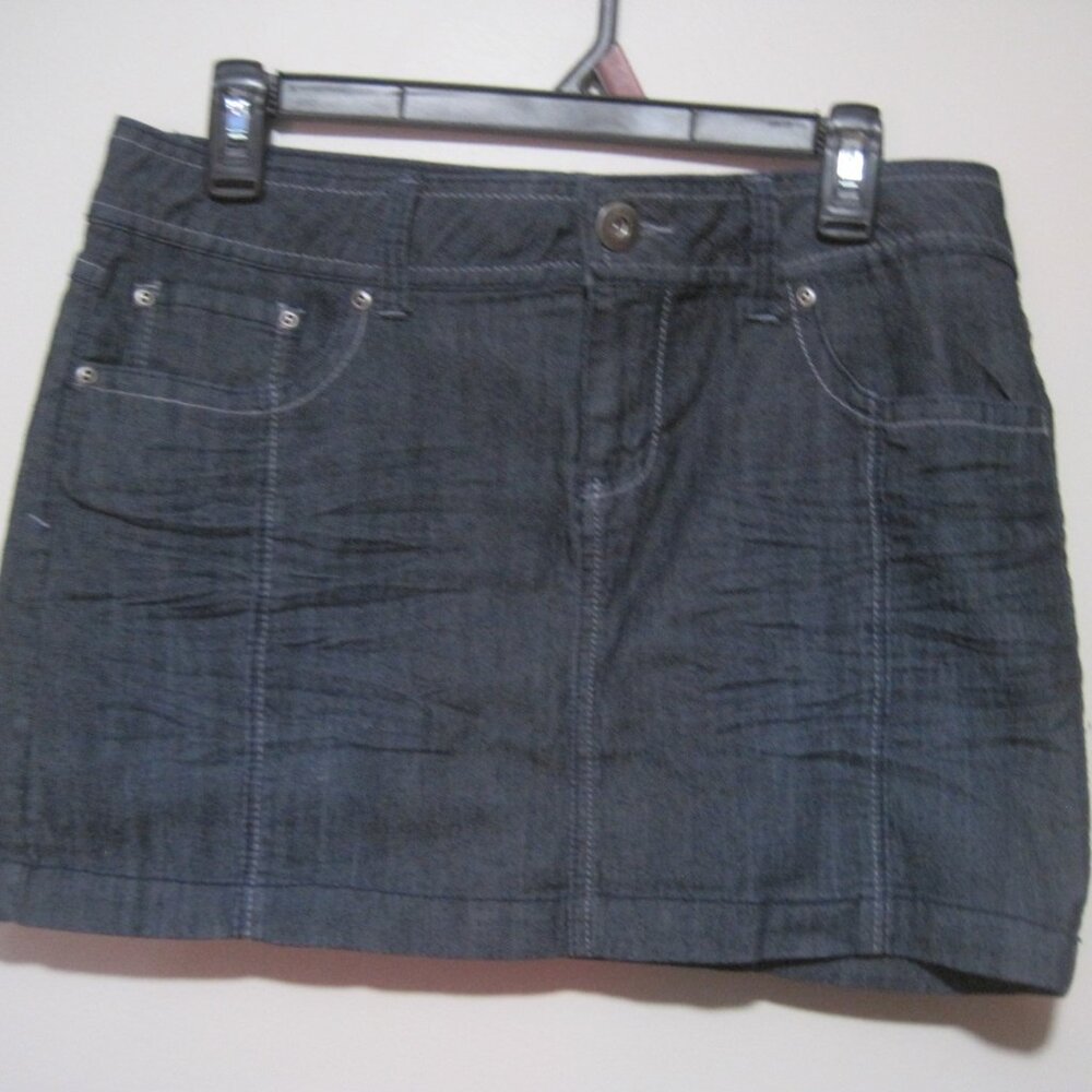 SO Mini Straight Skirt Womens Size 9 Blue Dark Denim Casual Front & Back Pockets